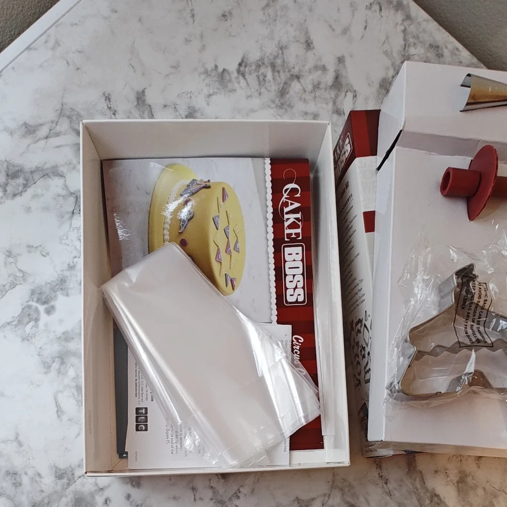 Cake Boss Circus Cake Kit
